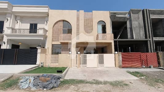 Prime Location Gulberg Residencia - Block J House Sized 7 Marla Prime Location Gulberg Residencia - Block J House Sized 7 Marla