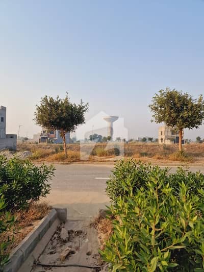 10 Marla Residential Plot At Very Reasonable Rate 10 Marla Residential Plot At Very Reasonable Rate