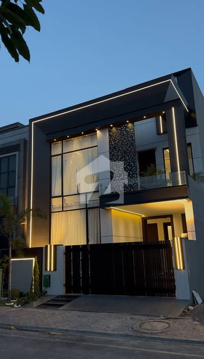 10 Marla Modern Luxury House for Sale | Bahria Town Lahore
