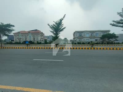 Main 150' Rd No Dp Pole - Just Walking Distance Park and McDonald's - Direct Approach Phase 6 Raya - Most Peaceful Living Near 2K Villas Plot For Sale