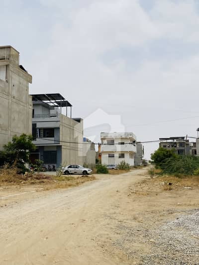 120 Square Yards Leased Plot