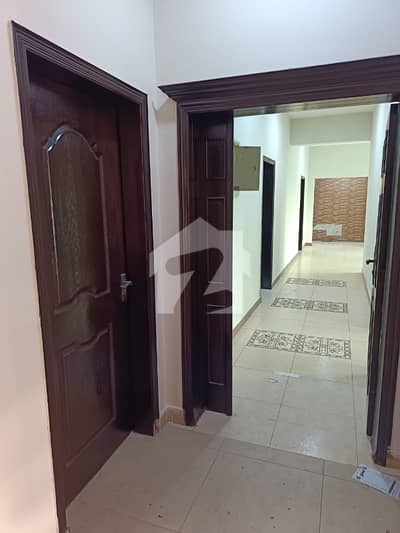 3 Bed 10 Marla Apartment Is Available For Rent In Askari 11 Lahore.
