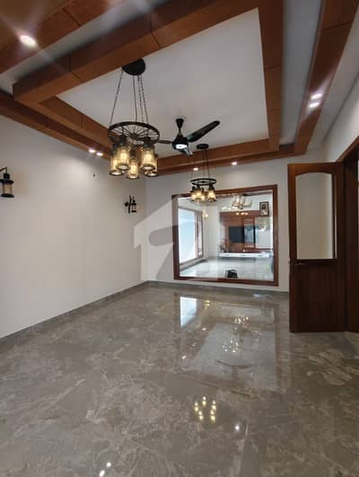 Extra Ordinary Architect House Available For Rent
