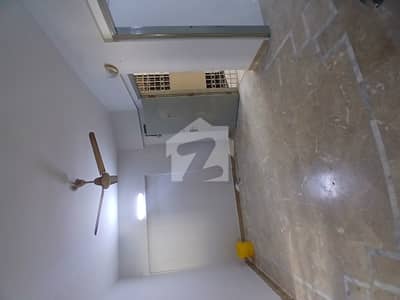 Neat & Clean 2 Bed DD Ideal Family Apartment In Bukhari Commercial