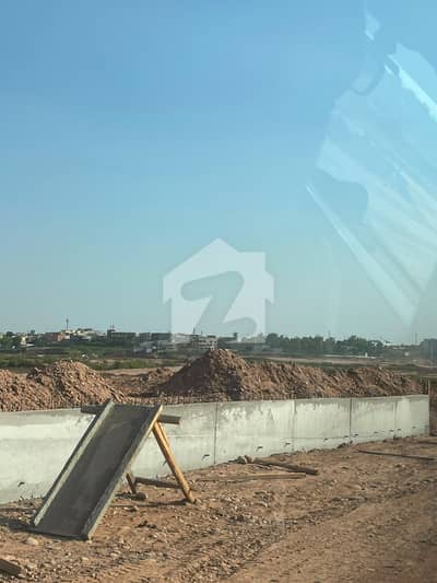 مارگلہ آرچرڈ اسلام آباد میں 1 کنال رہائشی پلاٹ 3.6 کروڑ میں برائے فروخت۔