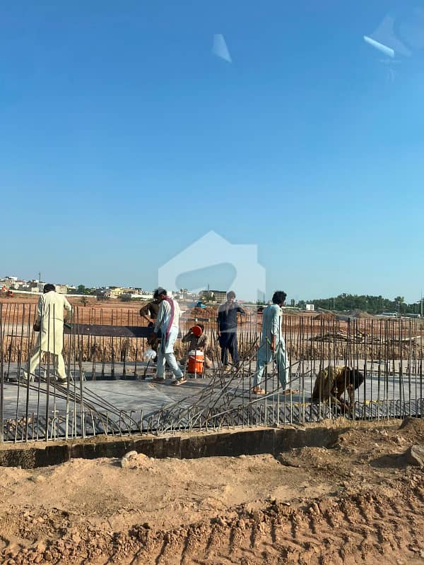 10 MARLA PLOT IN E BLOCK FOR SALE 10 MARLA PLOT IN E BLOCK FOR SALE