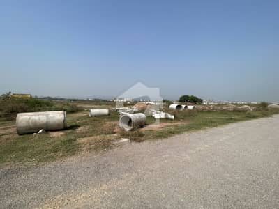 Twin plots for sale in I -12/1 plots size 30x60 Possession available