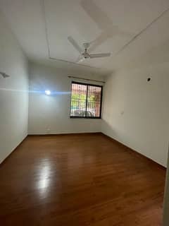 Lower Portion For Rent In Dha Phase 1
