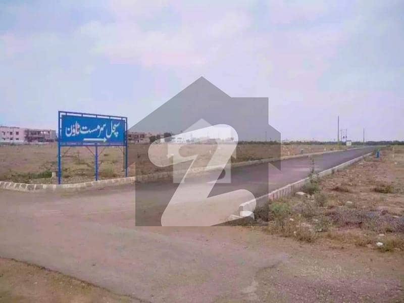 Leased 400 Square Yards Plot Leased 400 Square Yards Plot