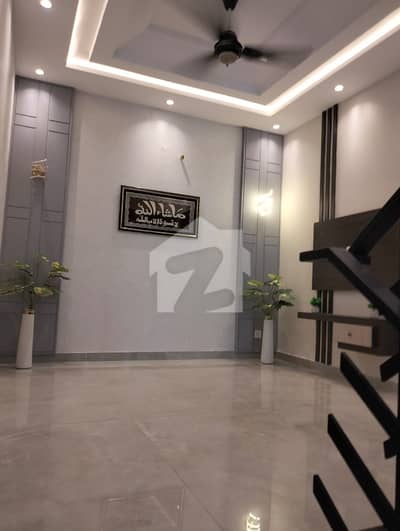 5 Marla Modren House In 9 Town DHA 5 Marla Modren House In 9 Town DHA