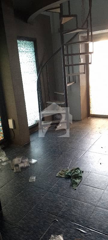 Shop+ Mezzanine For Rent In Zamzama Commercial Opposite Imtiaz Store