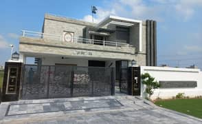 "DHA 1 Kanal Upper Floor | Spacious 4 Bed | Modern Kitchen | Near Park | Available Now"