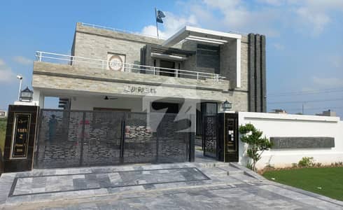"DHA 1 Kanal Upper Floor | Spacious 4 Bed | Modern Kitchen | Near Park | Available Now"