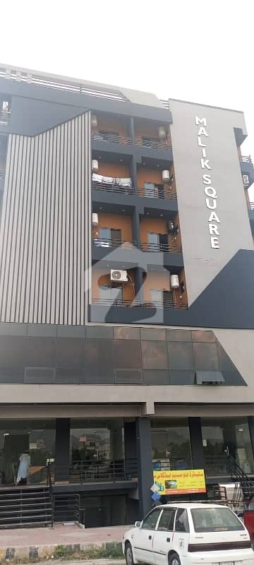 PRIME LOCATION | 2 BED APARTMENT FOR RENT | B-17 BLOCK E | 24/7 LIFT | ONLY PKR 40,000  WITH MANTANES