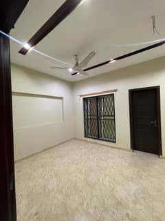 Upper Portion With 3 Beds Available For RENT In Dream Gardens Lahore