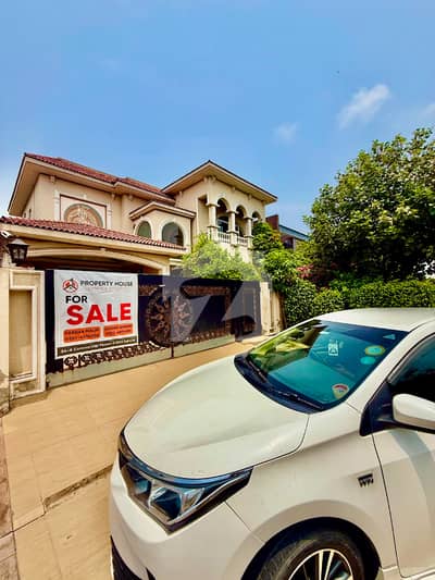 Furnished Full Basement 6 Bed 1 Kanal Spanish Bungalow For Sale