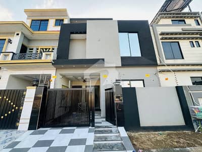 5 Marla Modern design House available for Sale in Central park housing scheme Lahore.