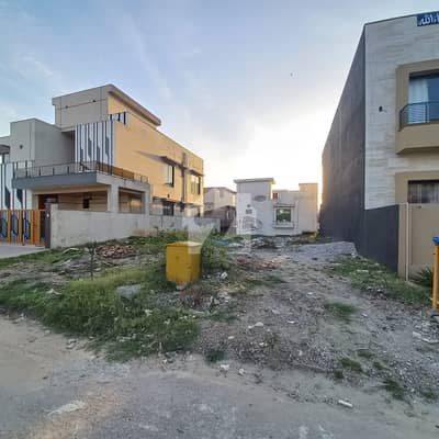 بحریہ ٹاؤن فیز 8 ۔ بلاک سی بحریہ ٹاؤن فیز 8,بحریہ ٹاؤن راولپنڈی,راولپنڈی میں 11 مرلہ رہائشی پلاٹ 1.19 کروڑ میں برائے فروخت۔ بحریہ ٹاؤن فیز 8 ۔ بلاک سی بحریہ ٹاؤن فیز 8,بحریہ ٹاؤن راولپنڈی,راولپنڈی میں 11 مرلہ رہائشی پلاٹ 1.19 کروڑ میں برائے فروخت۔