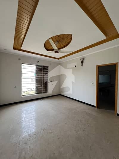 1 Kanal Spacious Upper Portion Is Available In National Police Foundation O-9 - Block D For rent