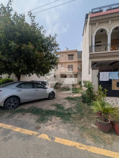 5 Marla Plot For Sale Executive Block, Park View City Lahore