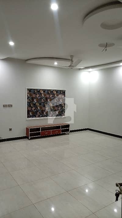10 Marla (35*70) Upper Portion Available For Rent In B Block B-17 Islambad