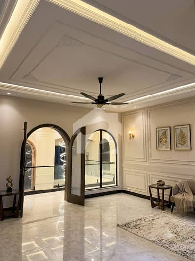 20 marla very beautiful brand new house available in Abdullah gardens canal road 20 marla very beautiful brand new house available in Abdullah gardens canal road