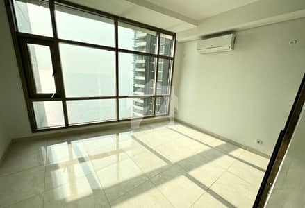 A Higher Quality Of Living! 3 Bedroom Seafront Apartment Available For Rent In Emaar Pearl Tower