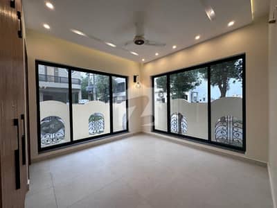 5 marla corner house for sale