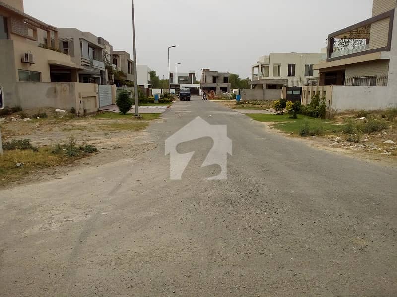 At Central Location Easy Access To 150 Feet Wide Road 10 Marla Plot For Sale At Central Location Easy Access To 150 Feet Wide Road 10 Marla Plot For Sale