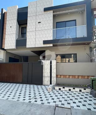 8 Marla Brand New Modern House For Sale In G-13 Islamabad