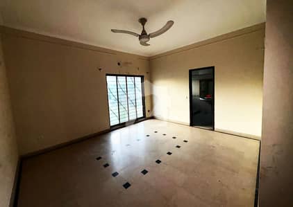 ڈی ایچ اے فیز 1 ڈیفنس (ڈی ایچ اے),لاہور میں 5 کمروں کا 1 کنال مکان 6.5 کروڑ میں برائے فروخت۔