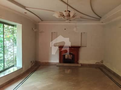 1 Kanal Luxury House For Sale DHA Phase 3
