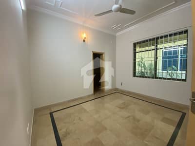 30x60 Ground Portion Available For Rent G-13