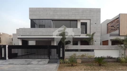 3 Bed Upper Portion For Rent With Saprtae gate and Gase Meter at Hot Location