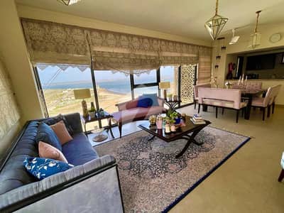 CHANCE DEAL 4 BEDROOM FURNISHED APARTMENT FOR RENT