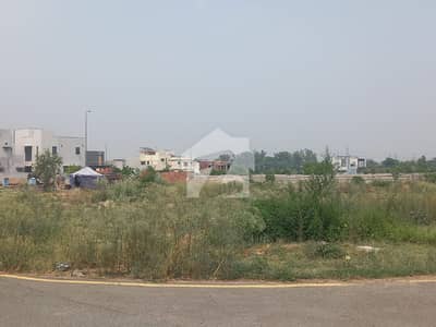 7 KANAL FARM HOUSE PLOT CARPET ROAD NEAR BY MAIN BEDIAN ROAD MOZA RORE