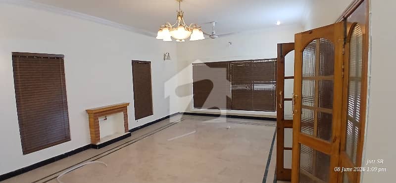 Luxury House Ground Portion For Rent Luxury House Ground Portion For Rent