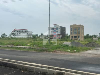 Block C ( 60*90 ) 1 Kanal Short Corner Residential Plot For Sale In PECHS.