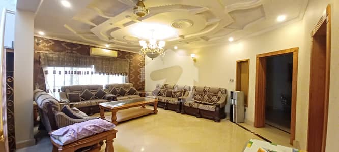 One Kanal Neat And Clean Beautiful House For Rent