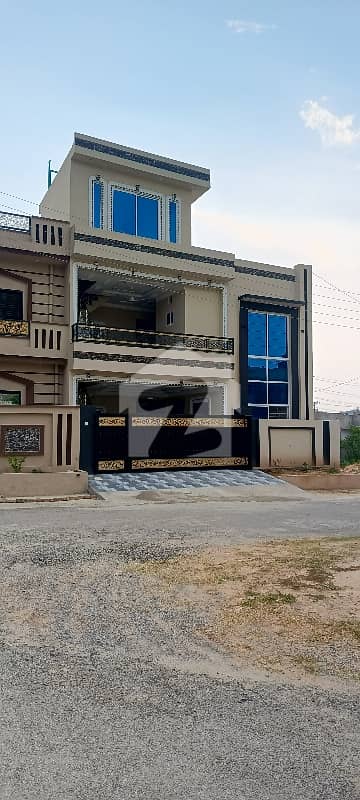 8 Marla luxury design house for sale in punjab housing society