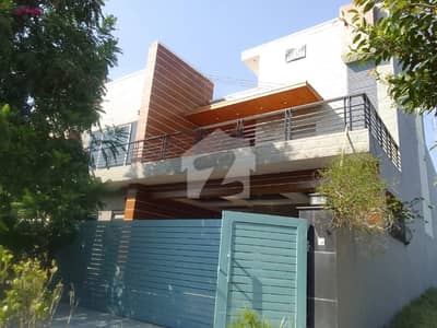 Beautiful Designer House For Sale In B17 Block-B