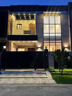 05 marla Brand New Modern Luxury House For Sale In Park View City Platinum Block Lahore