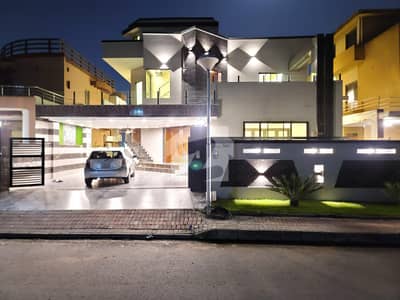 Kanal 3 Unit House for Sale in Bahria Town Kanal 3 Unit House for Sale in Bahria Town