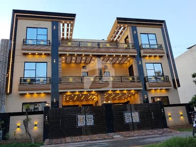 05-Marla Brand New House For Sale Super Prime Location 05-Marla Brand New House For Sale Super Prime Location