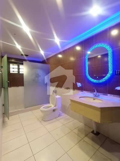 Kanal Beautiful Corner House for Rent in Bahria Town