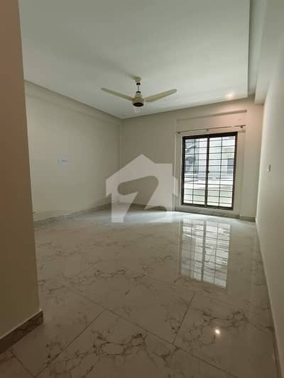 13 Marla 4 bedroom flat available for Sale in Askari 12 Sec Q