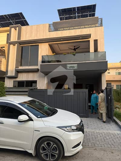Modern 2,100 Sq. Ft. House for Sale in D-17, Islamabad Modern 2,100 Sq. Ft. House for Sale in D-17, Islamabad