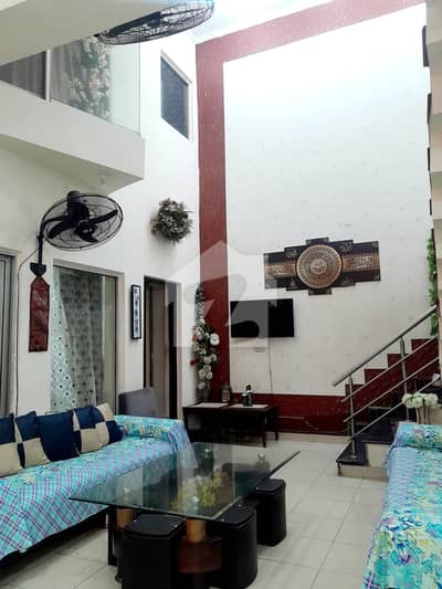 A BEAUTIFUL 8 MARLA EUROPEAN HOUSE FOR SALE SAFARI BLOCK