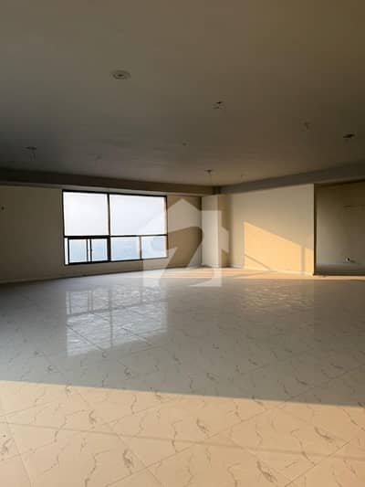 1946 Square Feet Office For Sale In Gulberg 3 Lahore In Only Rs. 48000000