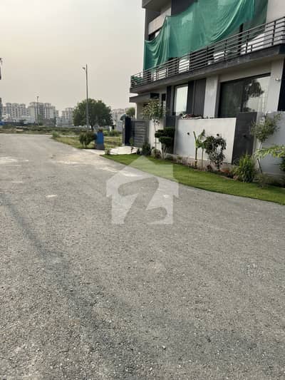 ڈی ایچ اے 9 ٹاؤن - بلاک ای ڈی ایچ اے 9 ٹاؤن,ڈی ایچ اے ڈیفینس,لاہور میں 5 مرلہ رہائشی پلاٹ 1.24 کروڑ میں برائے فروخت۔ ڈی ایچ اے 9 ٹاؤن - بلاک ای ڈی ایچ اے 9 ٹاؤن,ڈی ایچ اے ڈیفینس,لاہور میں 5 مرلہ رہائشی پلاٹ 1.24 کروڑ میں برائے فروخت۔